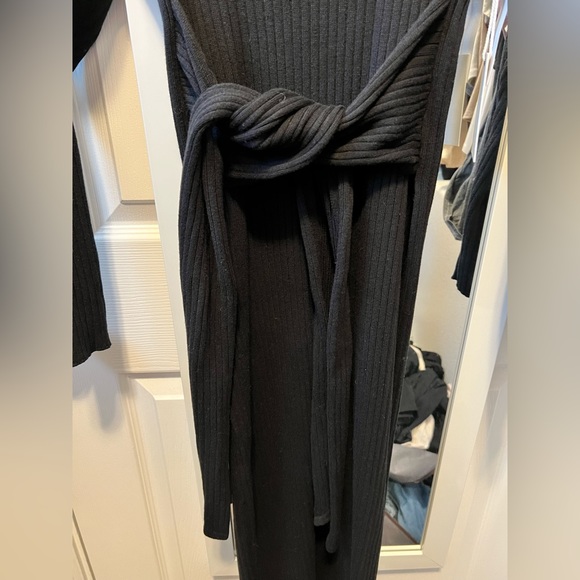 Good American Long Sleeve Black Ribbed Sweater Dress - Picture 3 of 6